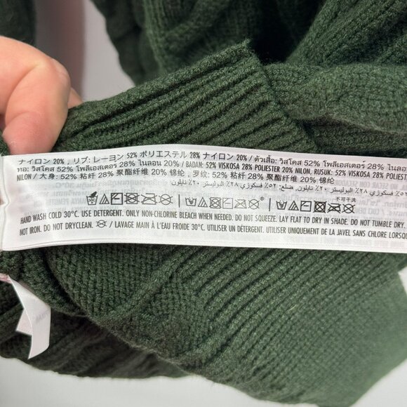 Disney Pixar Toy Story Alien Cable Knit Sweater Green Womens Size L - Picture 9 of 11